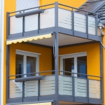 balkon-balkonanbau-balkonsystem-anbaubalkon-balkon-balkonbau-balkonsysteme-aluminiumbalkon-betonbalkon-zeitungsartikel-forchheim-regnitzstrasse_fm_041