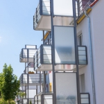 balkon-balkonanbau-balkonsystem-anbaubalkon-balkon-balkonbau-balkonsysteme-aluminiumbalkon-betonbalkon-frankfurt-leuchte-fm020