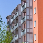 balkon-balkonanbau-balkonsystem-anbaubalkon-balkon-balkonbau-balkonsysteme-aluminiumbalkon-betonbalkon-zeitungsartikel-ilmenau-humboldstrasse_fm_013