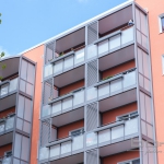 balkon-balkonanbau-balkonsystem-anbaubalkon-balkon-balkonbau-balkonsysteme-aluminiumbalkon-betonbalkon-zeitungsartikel-ilmenau-humboldstrasse_fm_051