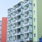 balkon-balkonanbau-balkonsystem-anbaubalkon-balkon-balkonbau-balkonsysteme-aluminiumbalkon-betonbalkon-zeitungsartikel-ilmenau-humboldstrasse_fm_069