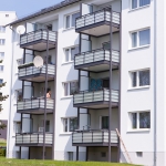 balkon-balkonanbau-balkonsystem-anbaubalkon-balkon-balkonbau-balkonsysteme-aluminiumbalkon-betonbalkon-zeitungsartikel-kassel-mommenroederstrasse_fm_029